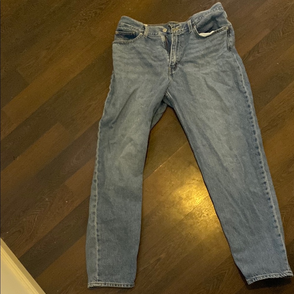 Levi’s Mom Jeans